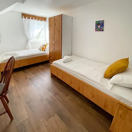 Tanyacsarda Panzio 3* Baja