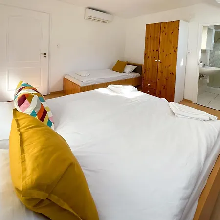 Tanyacsarda Panzio Bed & Breakfast Baja