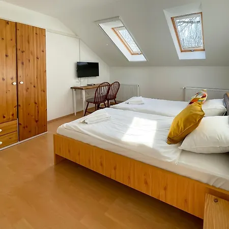 Tanyacsarda Panzio 3* Baja